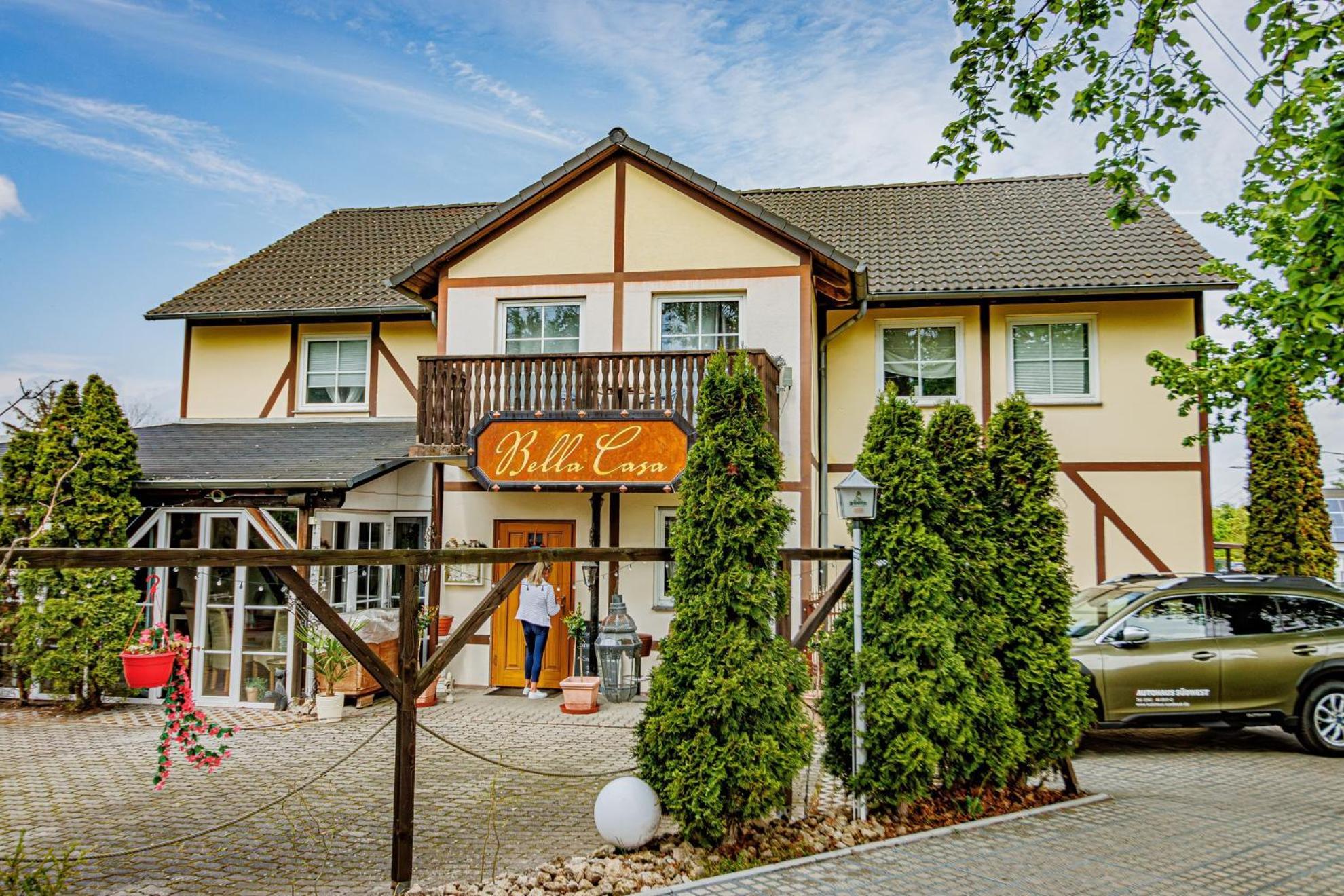 Wohnen Ueber Einem Mediterranen Restaurant,Apartment 2 Oder 3 Лейпциг Экстерьер фото